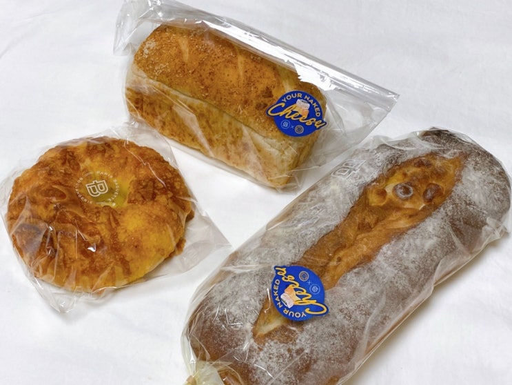 [파리바게뜨 신상] 트리플치즈캐슈넛, 5가지치즈 식빵, 부드러운 시골치즈빵/유어네이키드치즈 콜라보, 2023 치즈페어