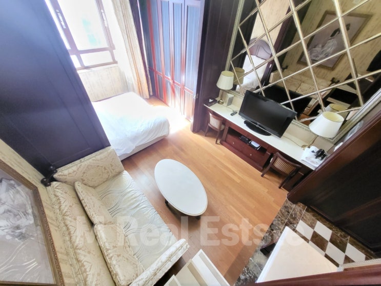 역삼오피스텔단기임대 복층 분리형 원룸 전망좋은 역삼아르누보씨티 풀옵션 월세 렌트