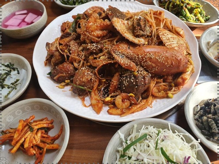  궁중해물탕 해산물이 신선한 안성 해물탕