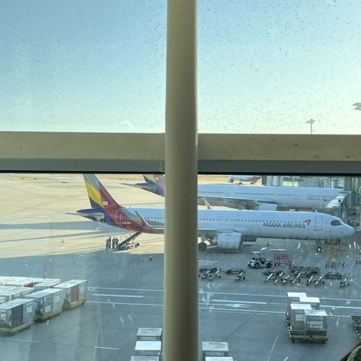 엄마와 오사카여행 : 제주항공 인천국제공항 제1터미널, KT로밍센터 로밍에그, 공항환전 꿀팁. 엄마와 오사카여행 : 제주항공 인천국제공항 제1터미널, KT로밍센터 로밍에그, 공항환전 꿀팁.