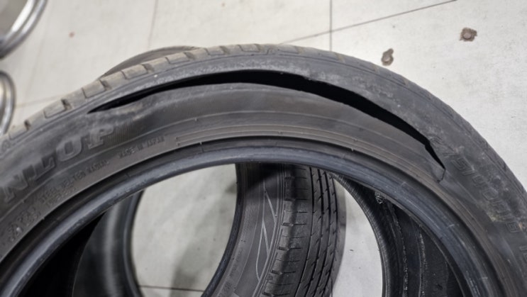  의정부타이어 BMW 520d M 타이어 펑크 타이어 찢어짐으로 급하게 타이어 교체 금호타이어 2754018 마제스티9 TA91