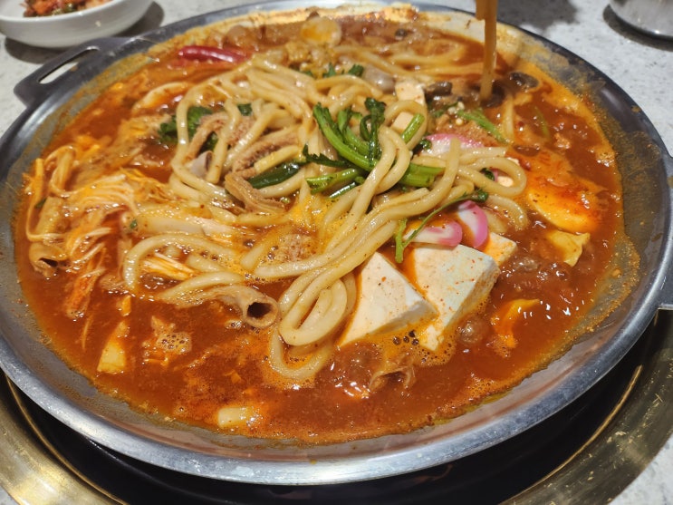  봉은사역맛집 삼성동 곰바위본점 점심특선 곱창전골 후기!