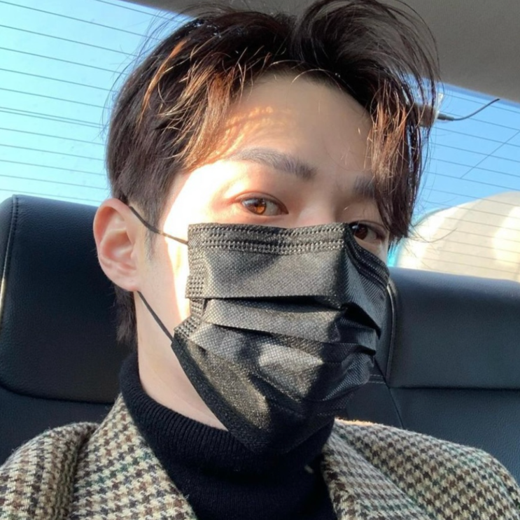  김현우의 다양한 머리 스타일 사진(ft. 남자 리프컷)