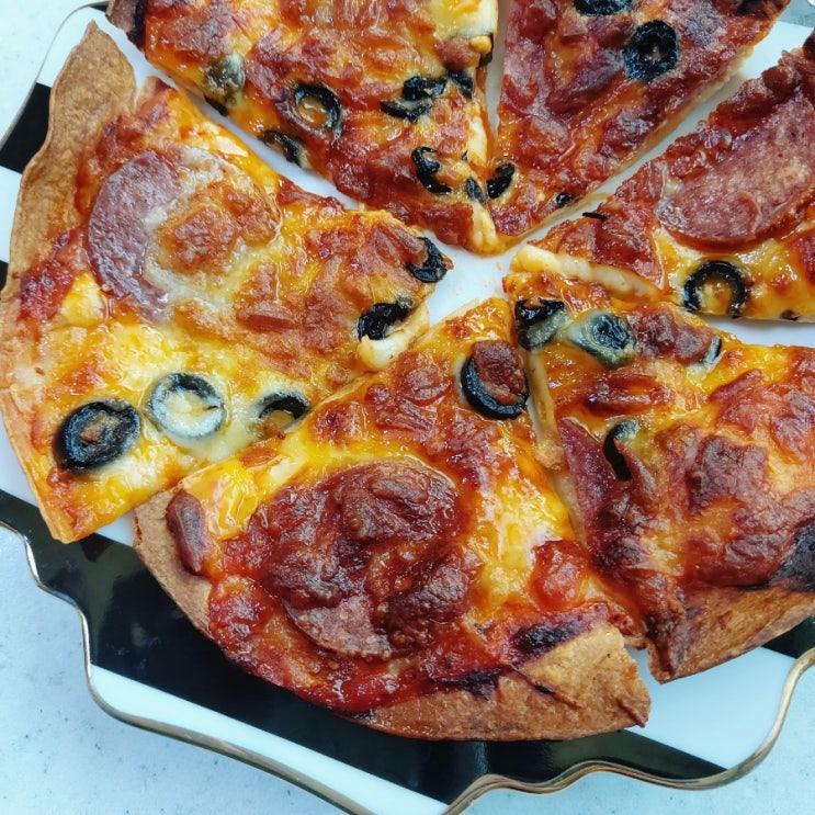또띠아 피자 황금 레시피  집에서 에어프라이어로 바삭바삭 촉촉한 피자 만드는 법