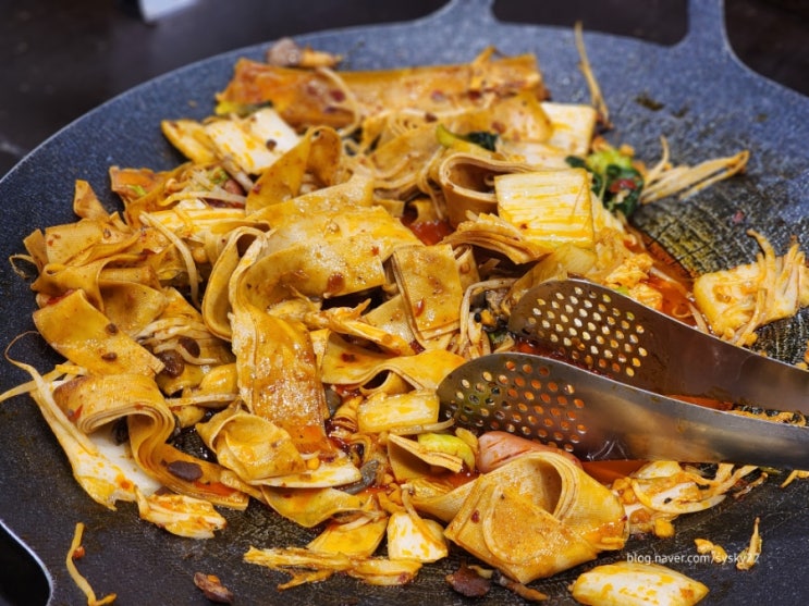  신메뉴 마라! 마라전문점 급 재료 퀄리티 좋은 소고기 일산맛집 로운 샤브샤브 뉴코아 일산점