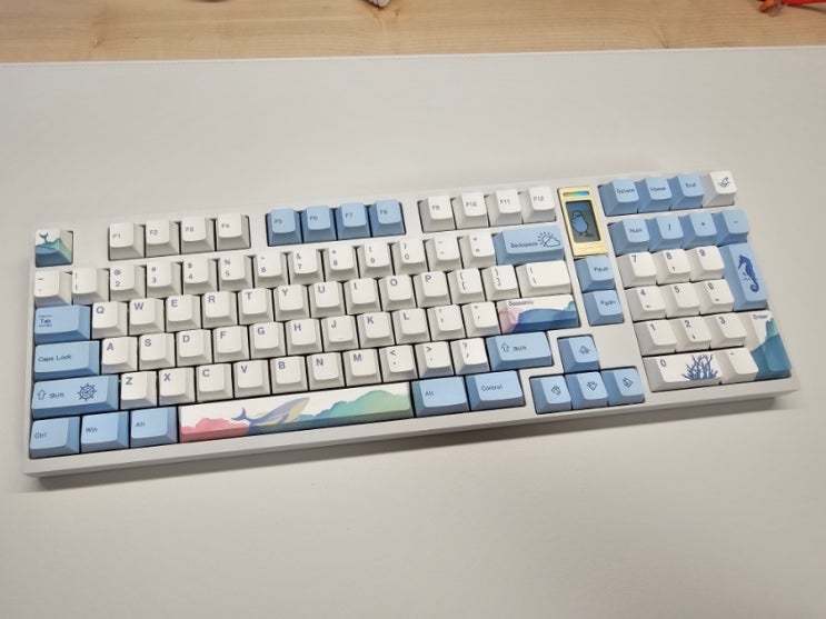  풀 배열 커스텀 키보드 Qwertykeys QK100