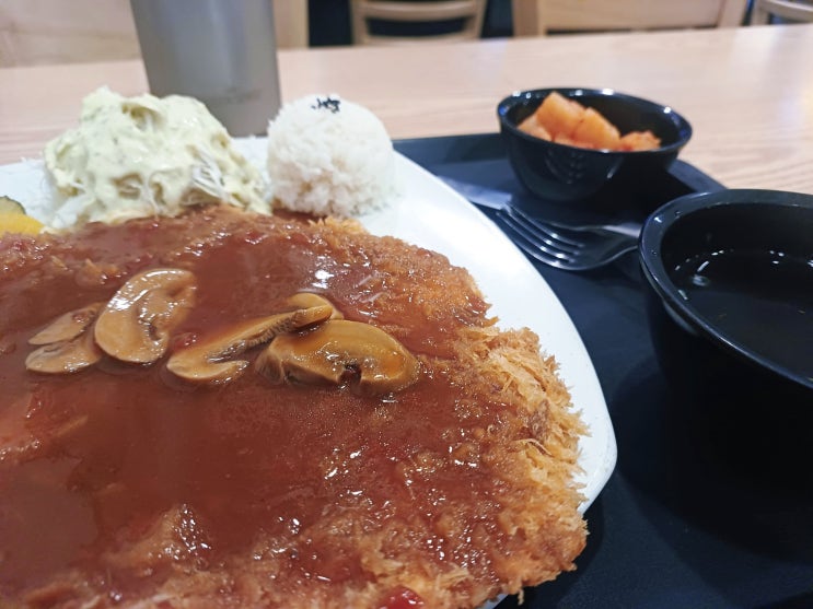  부산 동구 오늘의 점심 메뉴 추천 돈까츠 맛집 우쿠야