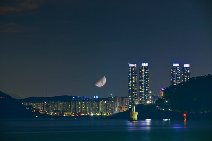  해운대의 달