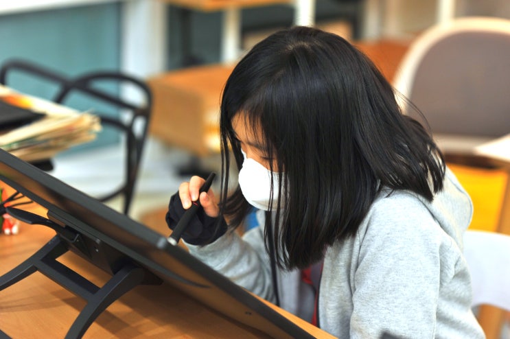  금강초등학교에서 처음 등원, 첫 미술학원 수업 -온샘더함미술학원