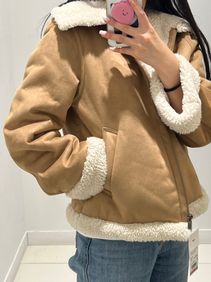  유니클로 숏패딩, 패딩조끼, 파우더 소프트 다운, 무스탕 보아 재킷, 하프집 스웨트 셔츠 팬츠, 후리스 세일