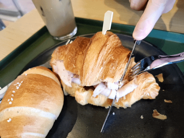 판교빵집 깔끔하고  맛있던 소금빵 잠봉뵈르 샌드위치 '플링크 FLINK'