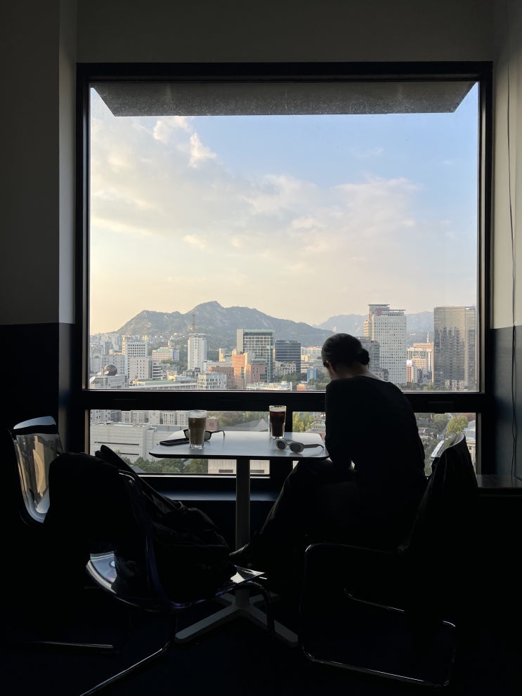  서울 시청역 카페 : 커피앤시가렛 (17층 시티뷰 + 옥상 노을 맛집)