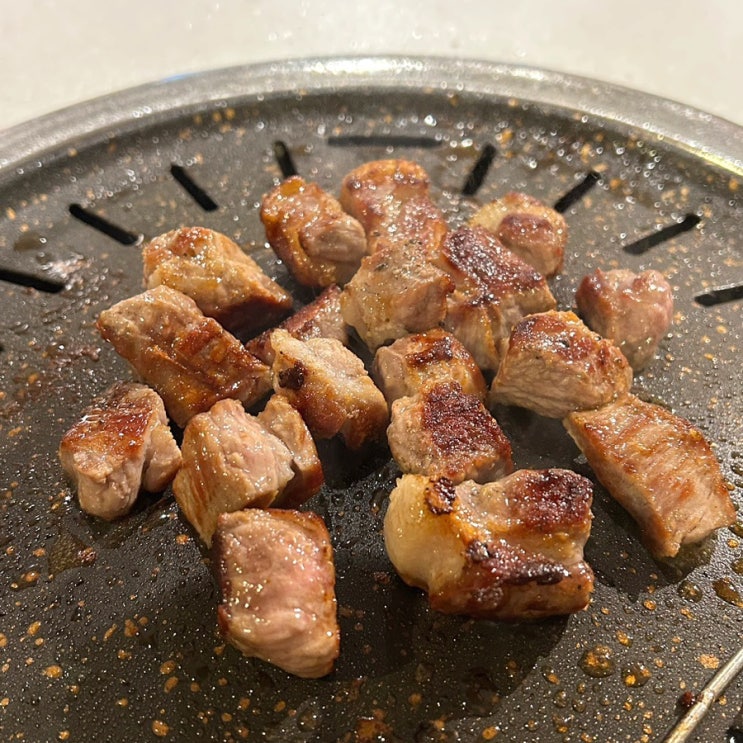 울산 달동 돼지고기 - 주차장있는삼겹살에 양념게장까지 맛있던 돼지부엌 울산 달동 돼지고기 - 주차장있는삼겹살에 양념게장까지 맛있던 돼지부엌