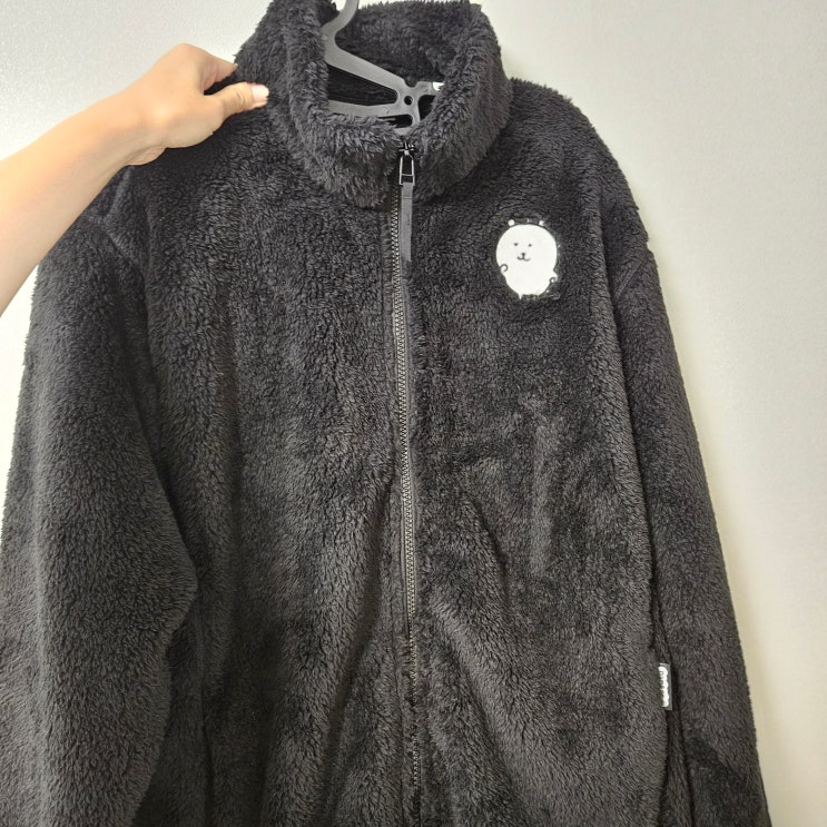 스파오 농담곰 더 따뜻하담곰 퍼플리스 집업 블랙 리뷰하기 (L사이즈+착용샷) 스파오 농담곰 더 따뜻하담곰 퍼플리스 집업 블랙 리뷰하기 (L사이즈+착용샷)