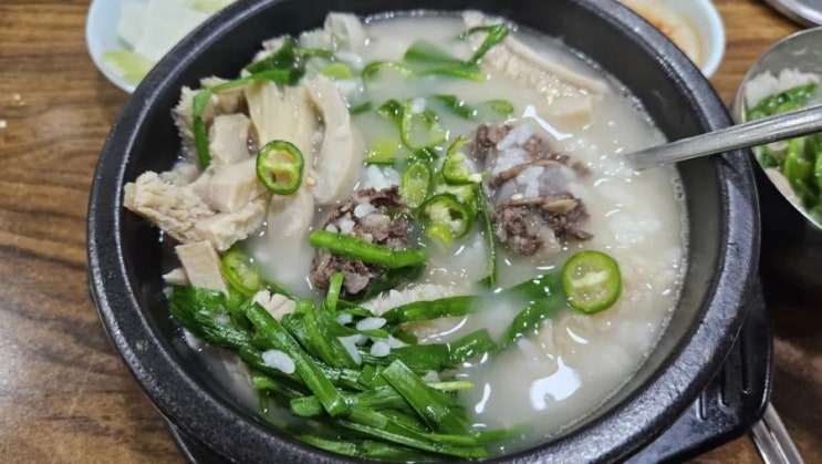 잡내 없이 깔끔한 목동순대국 맛집 &lt;민속순대국&gt; 소양순대국&돼지국밥 후기