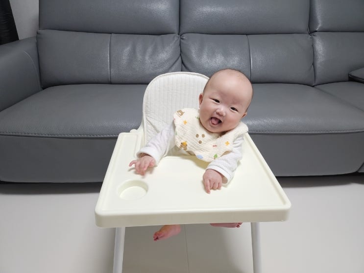  라비베베 하이체어 휴대용 아기 식탁의자 부스터의자