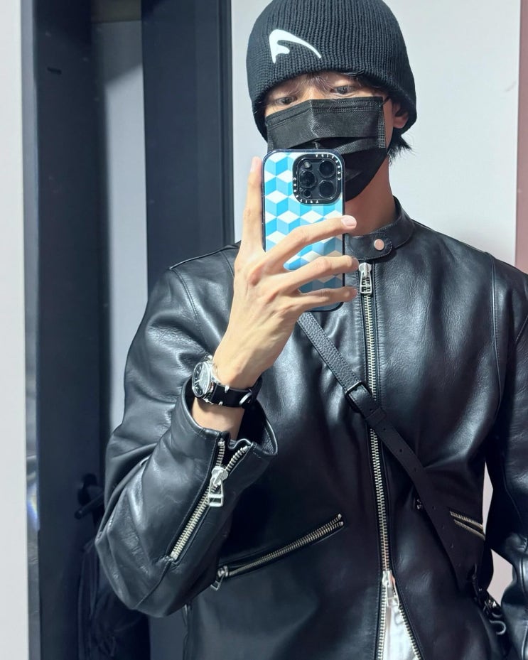 주우재가 사랑하는 그 브랜드 토니웩 스웨이드 남자 라이더 자켓 가죽 코디 주우재가 사랑하는 그 브랜드 토니웩 스웨이드 남자 라이더 자켓 가죽 코디