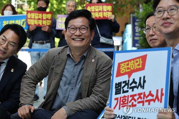 <b>송영길</b>의 총선 출마 길을 폐쇄한 <b>이정근</b>... 여자가 한을 품으면... 