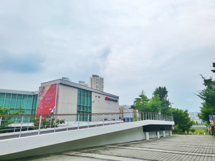  경남 진주 실내 데이트 가볼만한곳, 진주시립이성자미술관 그리고 아이와 산책