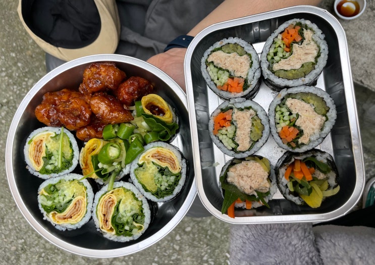  오토김밥 본점 이태원 OTTO | 고추냉이콤비, 비건참치김밥