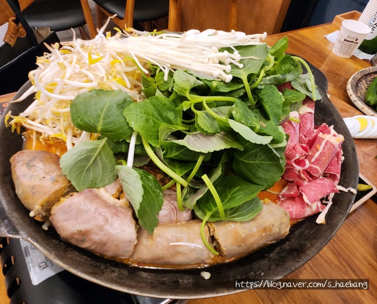  대구 죽전네거리맛집 프리미엄 수제 순대전골이 유명한 정성순대