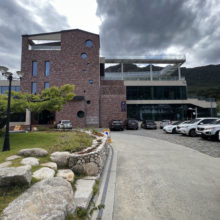  공주 동학사 대형카페 더크루즈 여유롭게 하루 즐기기 좋아