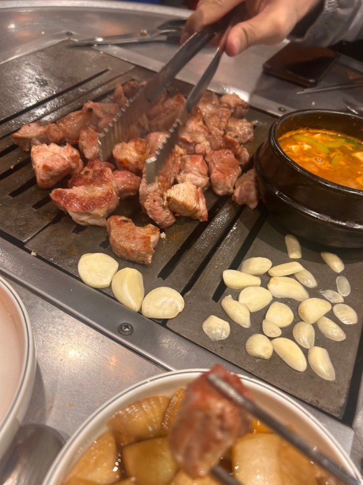  [ 주먹고기 행신 ]