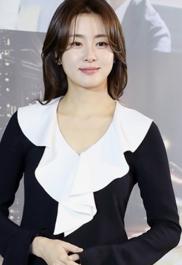 강소라 배우 나이 결혼 남편 자녀 둘째 임신 인스타 프로필 나이 키 몸매 재산 집