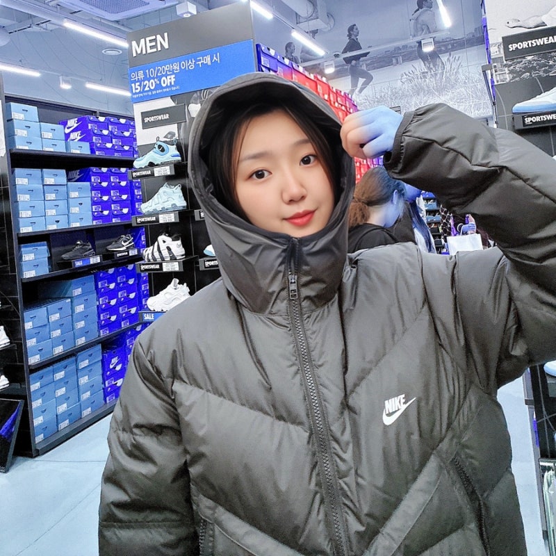 여자 남자 나이키 롱패딩 여성 패딩코트 코디
