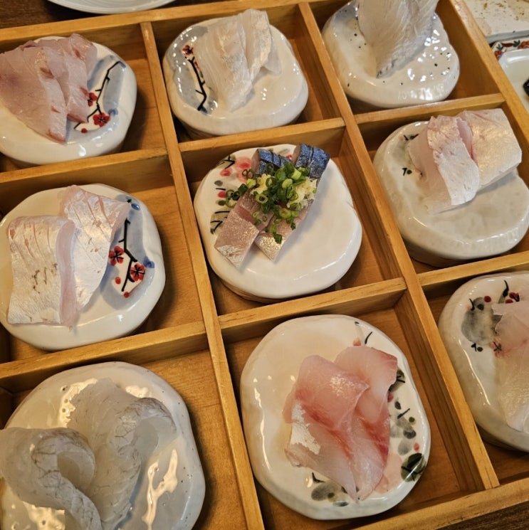  [서울 서초] 방배역 분위기 모듬회 코스요리 맛집 / 집밥같으면서도 분위기 있는 "달빛그림"