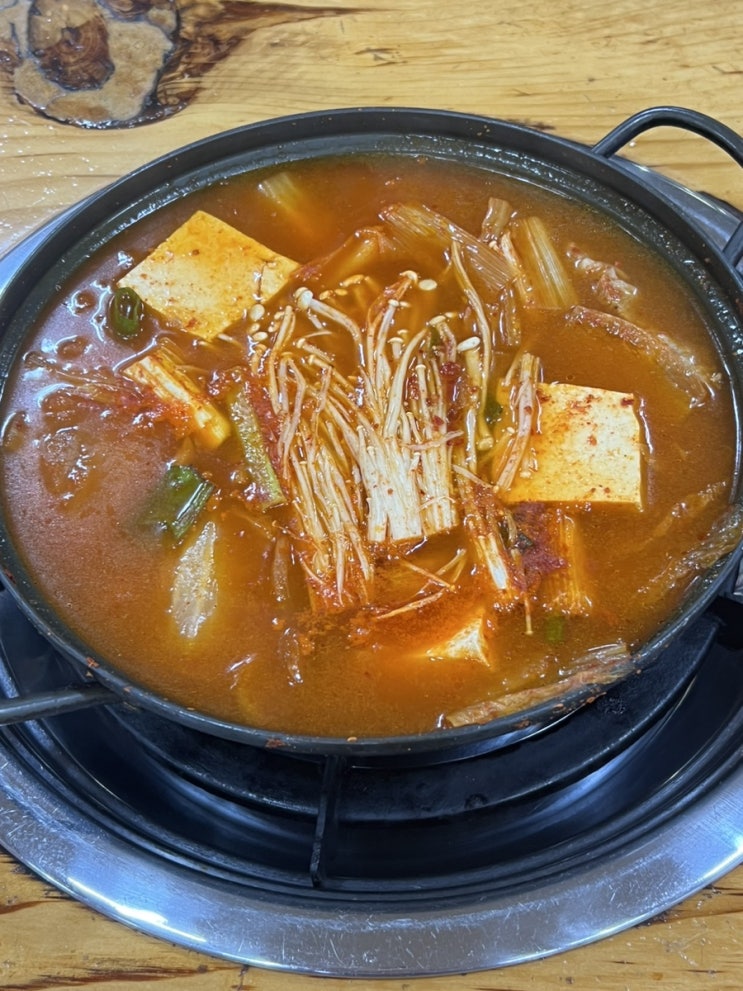  인천 영종도 맛집 화신생고기 9천 원에 김치찌개 제육볶음까지
