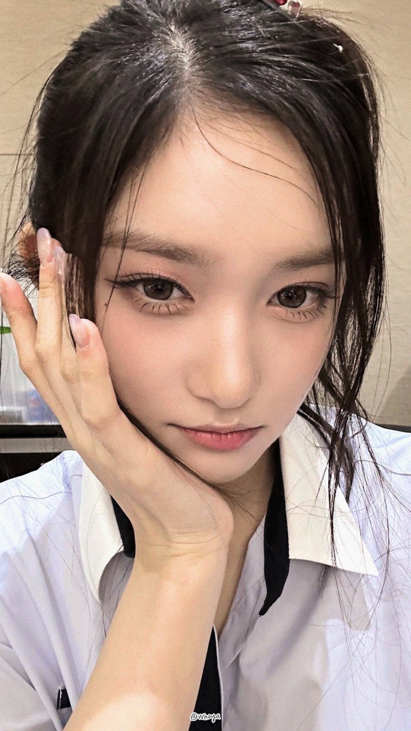 IVE イソ 高画質壁紙：私服、日常、ステージ写真
