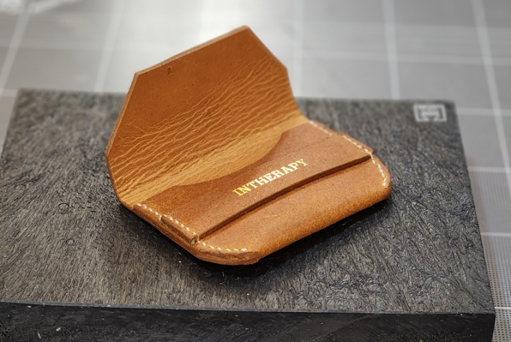 유니크한 핸드메이드 카드지갑 만들기: 심플한 디자인의 느낌