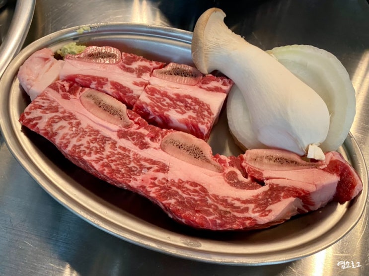  연남동 고깃집 소제이 연남 두툼하게 즐기는 LA꽃갈비 솔직 후기