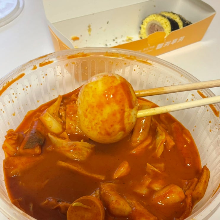  [강남 맛집] 헬키푸키 | 선릉역맛집 다이어트김밥 키토김밥 스리라차 떡볶이 저탄고지 식단