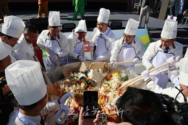  꼬막 최대 주산지 보성군, 제19회 벌교꼬막축제 개막