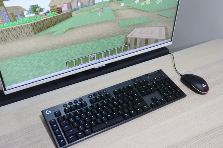  로지텍 G913 택타일 풀배열 기계식 키보드로 즐기는 마인크래프트 자바에디션
