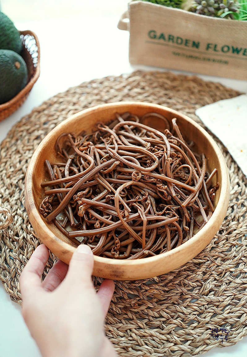 건고사리 삶는법 국산건고사리 불리기 말린고사리 마른고사리 삶기 삶는 시간 독성 고사리 ....