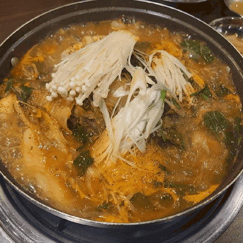  [강남역 5번출구 맛집] 진한 국물에 두툼한 살코기가 좋았던 '투가리감자탕'