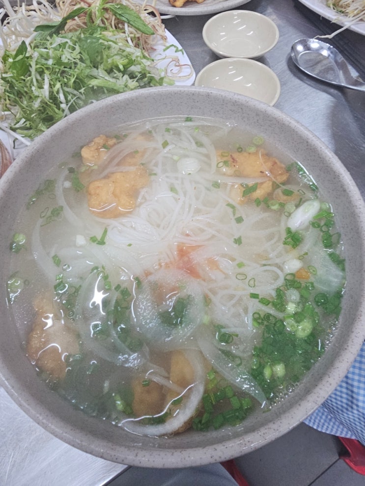  나트랑 쌀국수는 여기 안먹으면 손해,하이카 쌀국수 위치, 가격, 소스 만들어 먹는 법