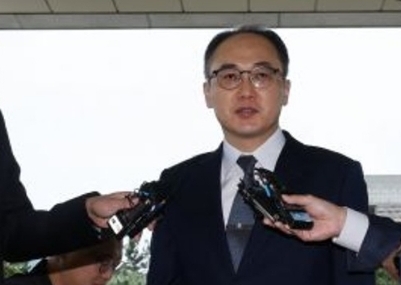 <b>이정섭</b>검사, 처남의... 이선균 <b>경찰</b> 첫 출석에서 간이시약 검사... 