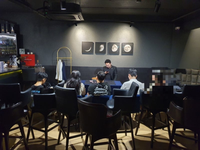 [ 김준표 마술 ] 프라이빗한 마술 공연을 볼수 있는 골든 슬럼