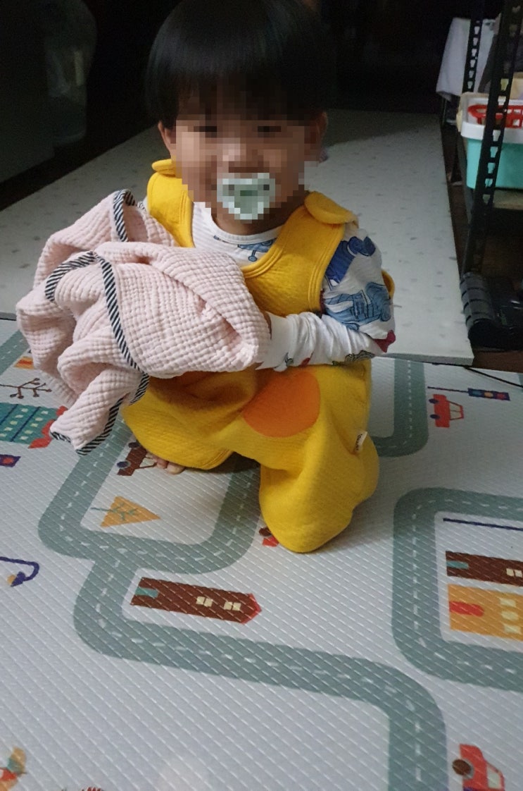 쪽쪽이 끊기 4일차, 그간의 여정과 두 단어 연결해서 말하는 20개월 아기 쪽쪽이 끊기 4일차, 그간의 여정과 두 단어 연결해서 말하는 20개월 아기