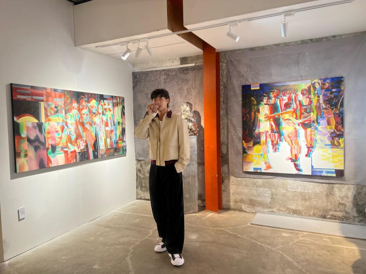 우도환이 착용한 구찌 스웨이드 남자 가죽 자켓 코디 남친룩 어때? 우도환이 착용한 구찌 스웨이드 남자 가죽 자켓 코디 남친룩 어때?