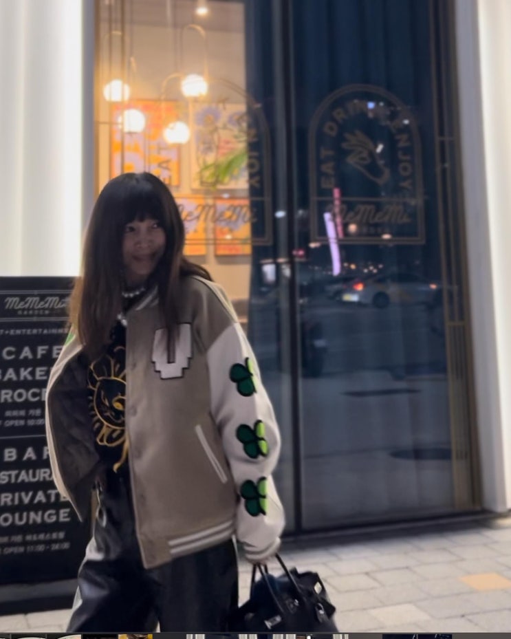 60대 여배우 황신혜, 이진이 멋진 가을 베테제 바시티자켓 코디 구경하기 60대 여배우 황신혜, 이진이 멋진 가을 베테제 바시티자켓 코디 구경하기