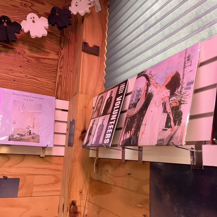  [ 동해 소품샵 ] 111호 프로젝트, LP의 매력과 동해가 만난 공간