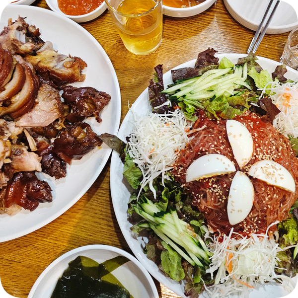 석촌호수 맛집! 영동족발 방이 직영점을 소개합니다.