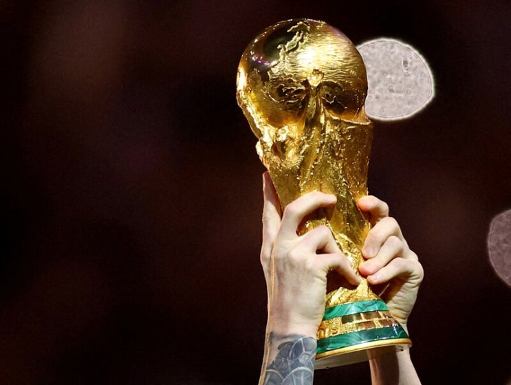 <b>사우디</b>, <b>2034</b> <b>월드컵</b> 개최지 사실상 확정...FIFA 회장도... 