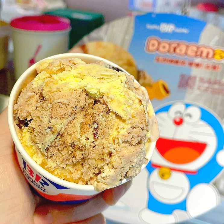 배스킨라빈스 가격 메뉴 베라 도라에몽의 팥붕슈붕 맛 후기 배스킨라빈스 가격 메뉴 베라 도라에몽의 팥붕슈붕 맛 후기