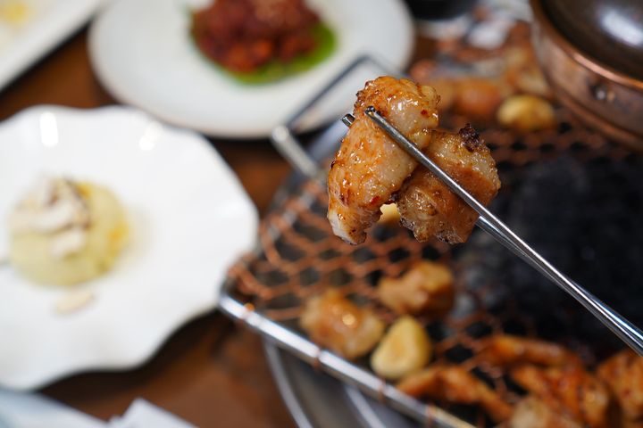  선릉역 연말회식 다채로운 숯불구이와 분위기 맛집